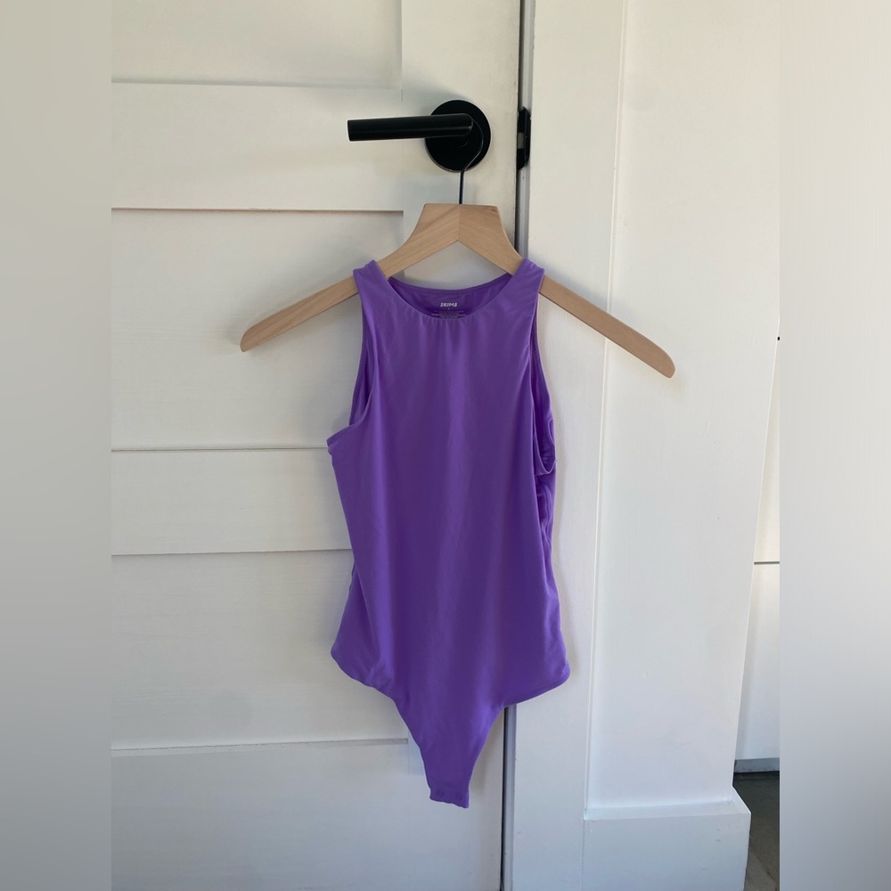 Skims FITS EVERYBODY HIGH NECK